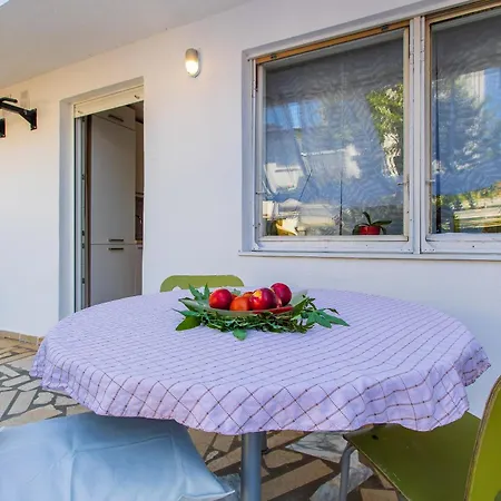Manu شقة بولا